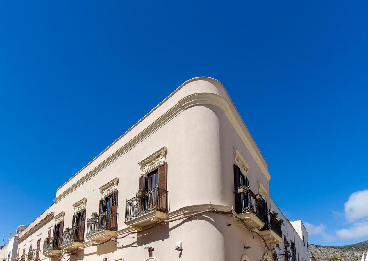Dimora La Torre Room Ilha de Ilha de Favignana Exterior foto
